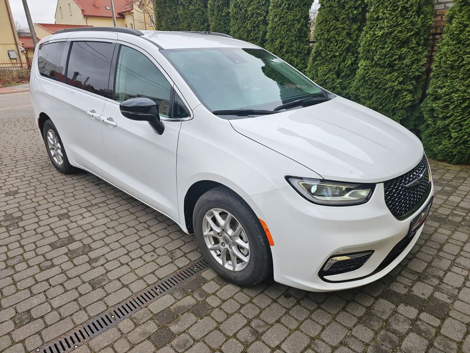 Chrysler Pacifica Nowy Model 2024 Faktura Vat 23%