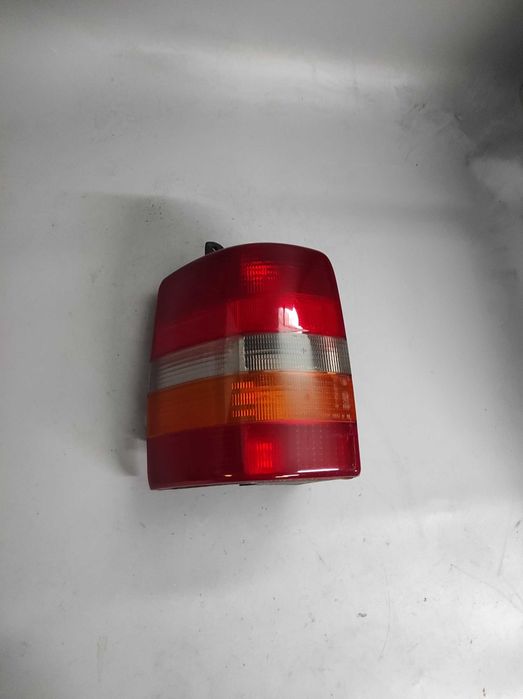JEEP G.Cherokee Zj Rok 1993-98, OE: CC5505.4513, Lampa tylna lewa