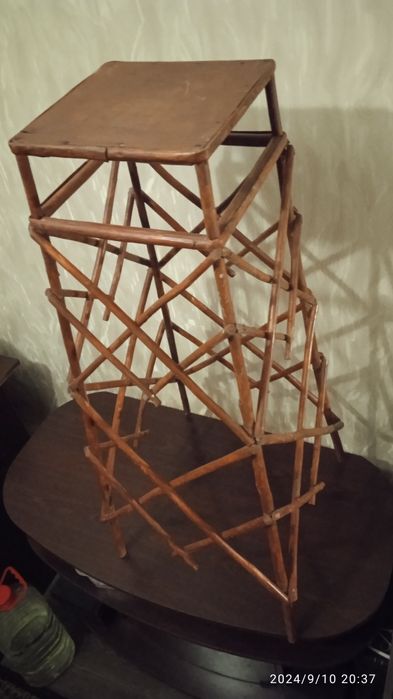 Подставка для цветов