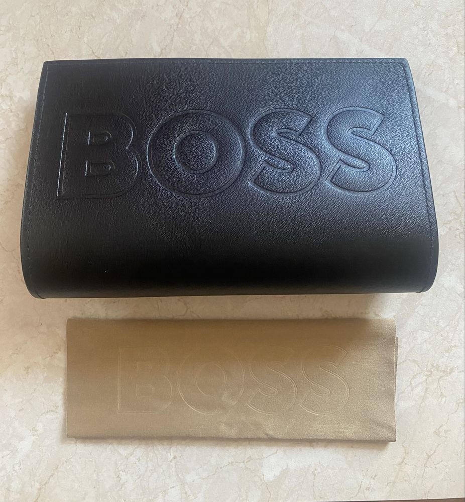 Etui na okulary BOSS