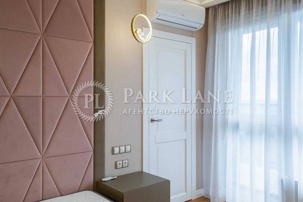 Продам 160м Французький квартал 2