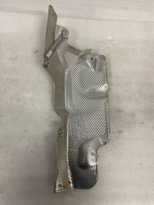 4m0825661e термо захист коробки Porsche Cayenne 9y0