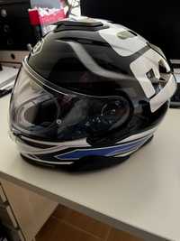 capacete shoei como novo