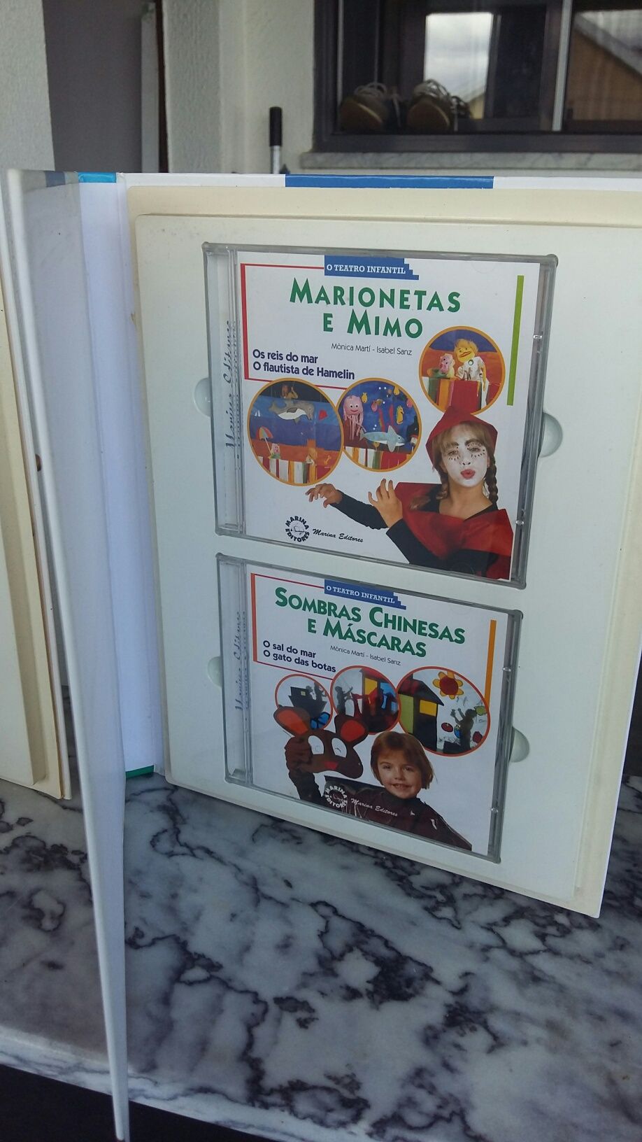 Coleção de livros "teatro infantil" com cd's