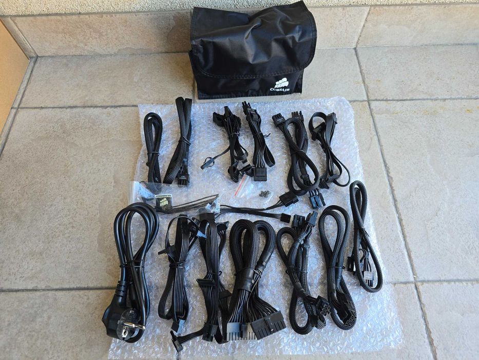 PSU Corsair AX760 80+ Platinum - 760W - Fonte alimentação