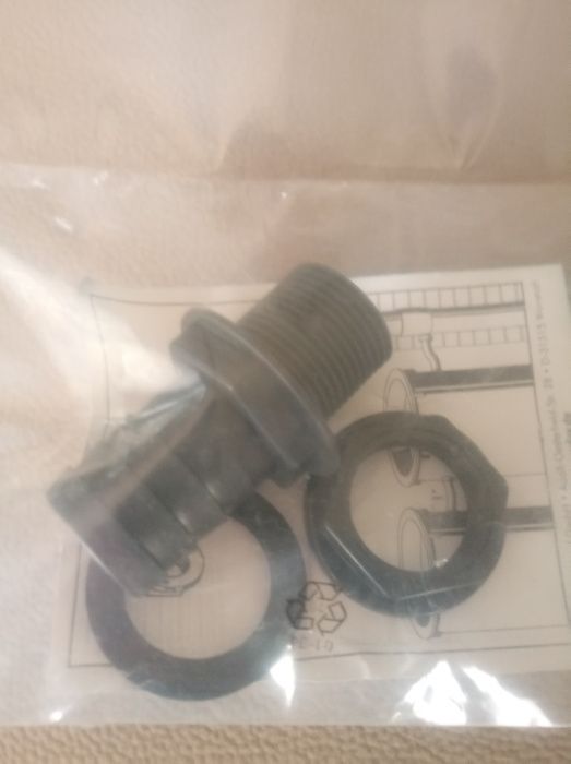 króciec 1- podłączenie do zbiornika deszczówki