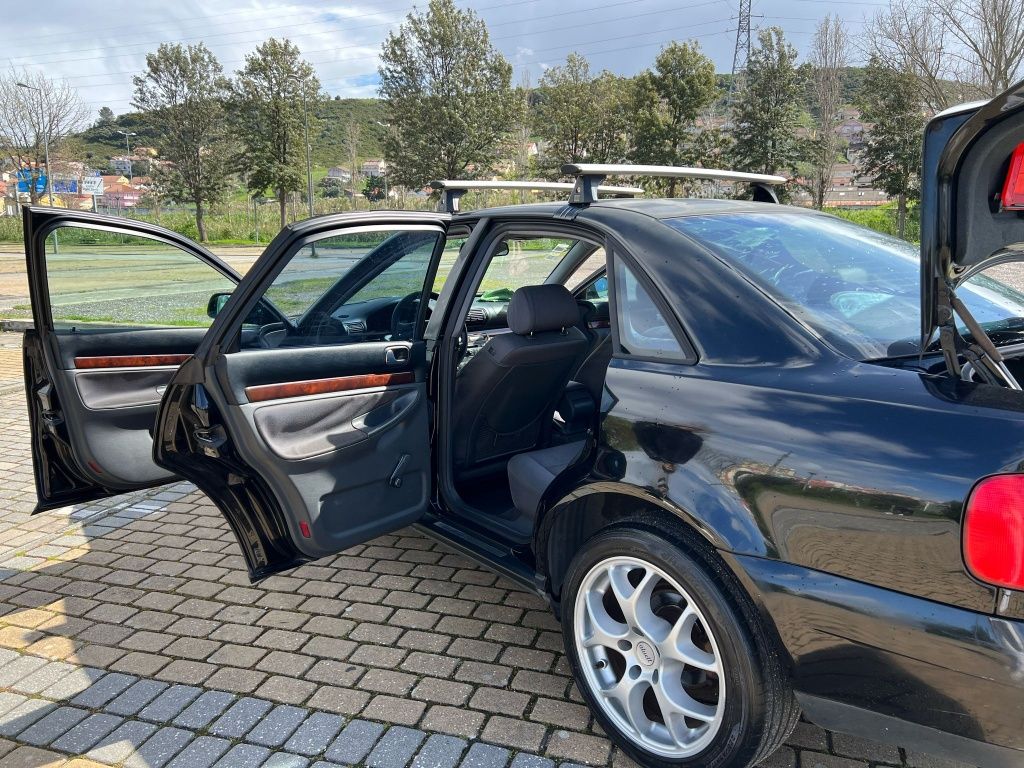 Audi A4 1.9 TDI TROCO por 7 lugares