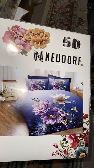 Два новых набора постельного белья