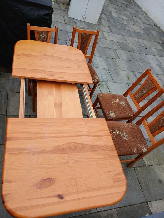 Stół rozkładany do kuchni