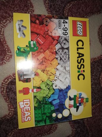 Lego classic 10693 303шт.
