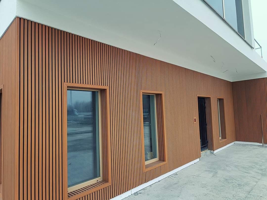 Deska Kompozytowa Elewacyjna PREMIUM 3D TEAK 40 zł netto mb