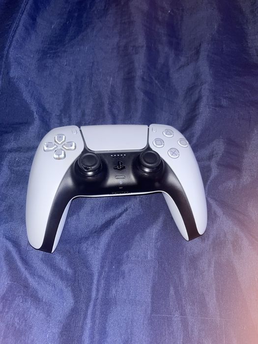 Vendo comando de ps5 em muito bom estado