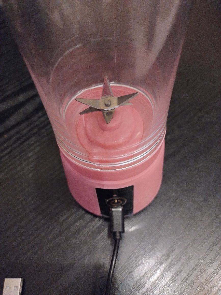 Blender kielichowy ręczny