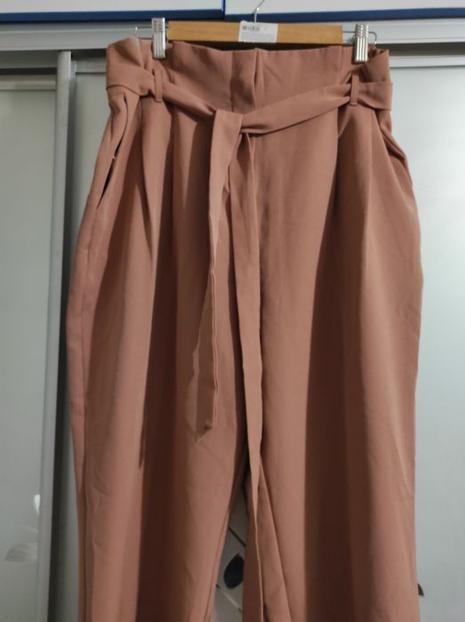 Джинсы с вышивкой.брюки.на любой вкус.цены приятные