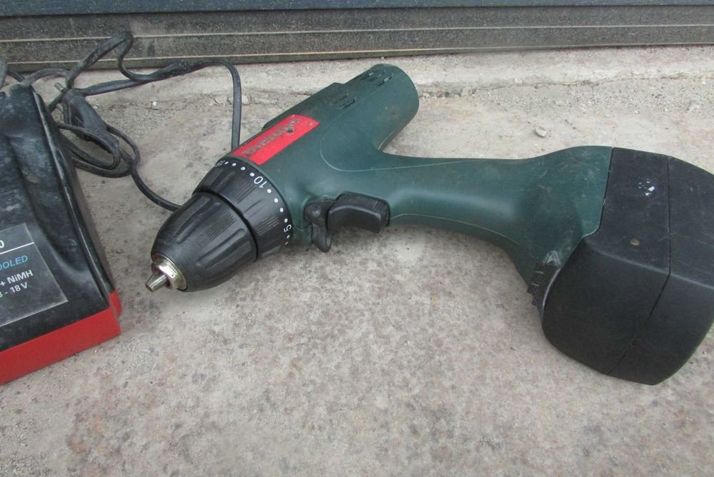 Шуруповерт акумуляторний Metabo BZ 12 SP  з Німеччини
