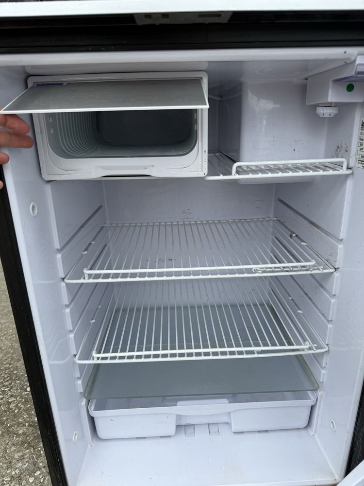 Frigorifico Autocaravana 12v Isotherm 130L