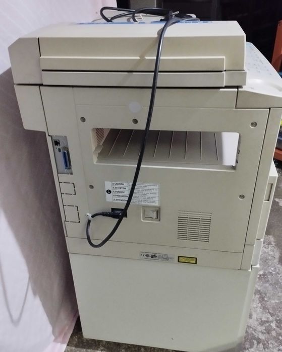Impressora Konica 7115 em bom estado de conservação