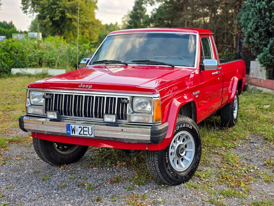 Jeep Comanche 4x4 LONG Cherokee Pickup Kamera Cofania