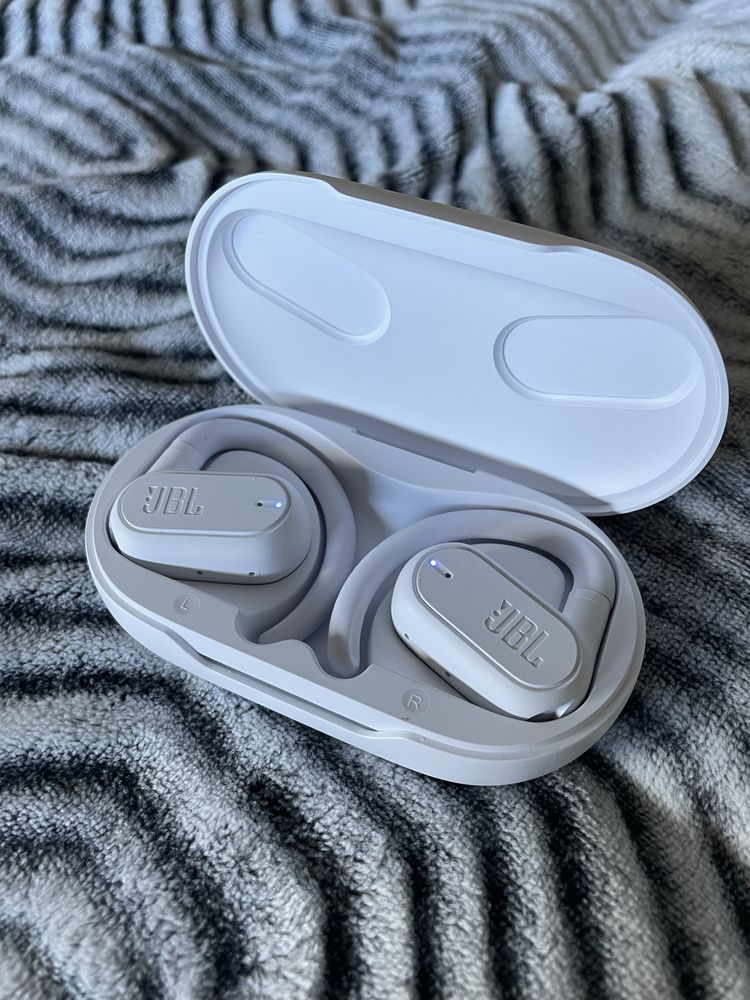 JBL Soundgear Sense
