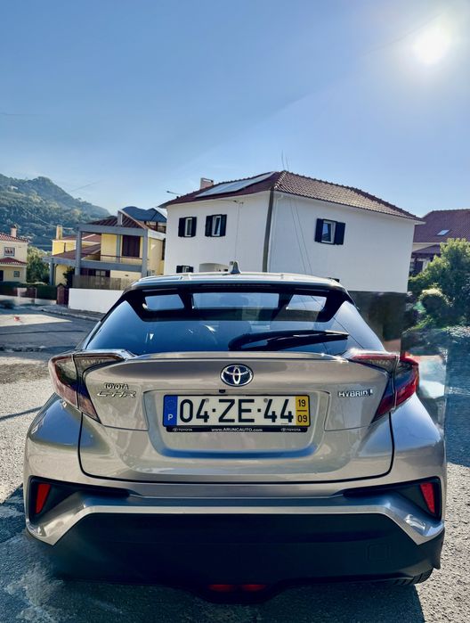 Lindo Toyota C-HR 1.8 híbrido 2019 único dono!