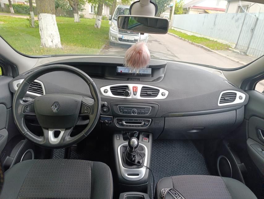 Renault megane scenic