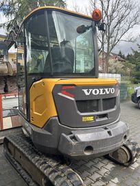 Koparka gąsienicowa Komatsu Cat Volvo ECR 40