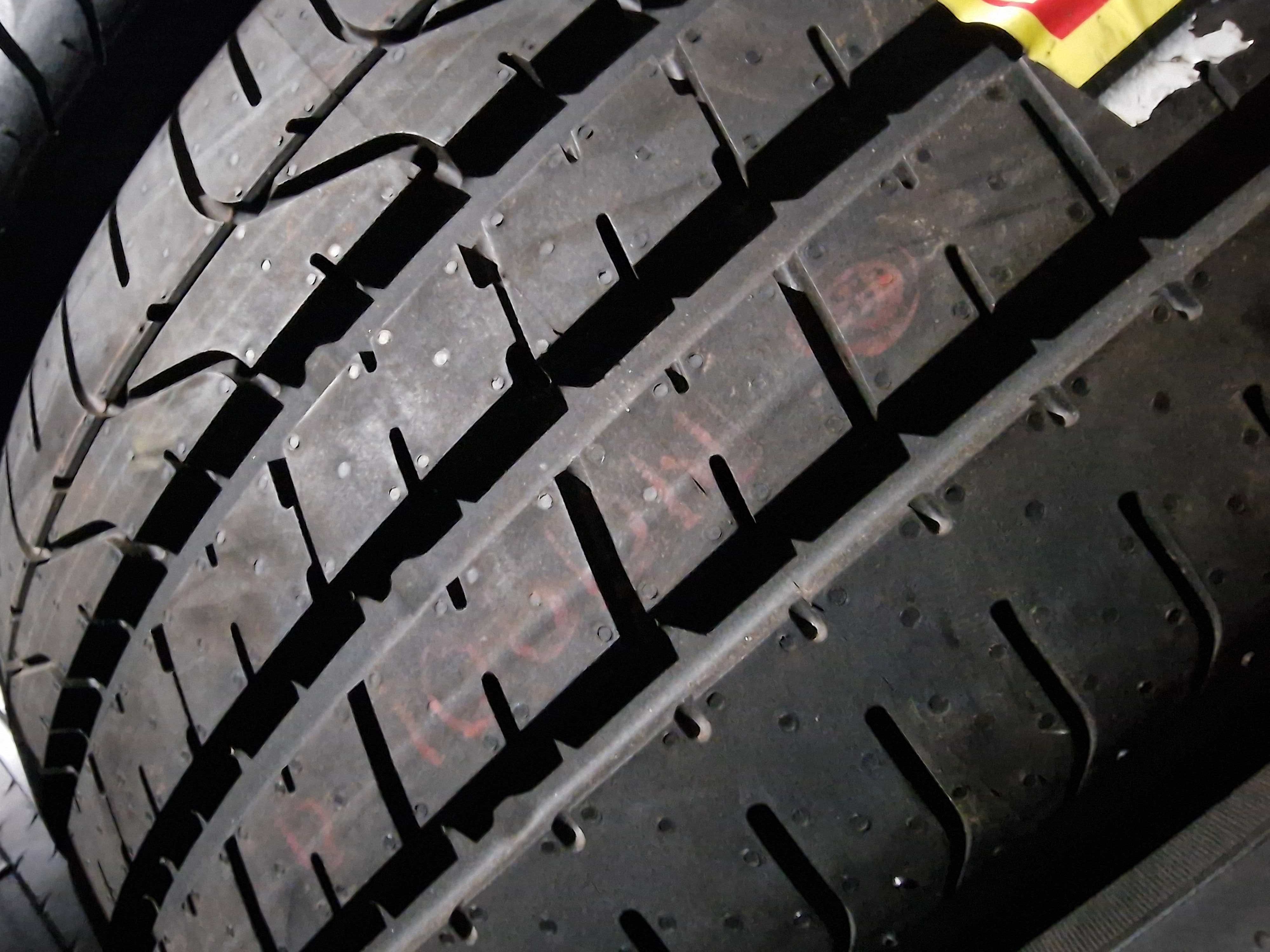 245/40/19 Pirelli p zero TM_ homologacja J , Nowe fabrycznie 19r. para