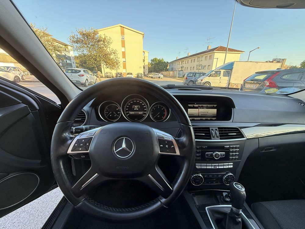 Mercedws c 220 cdi 170cv cx manual classic