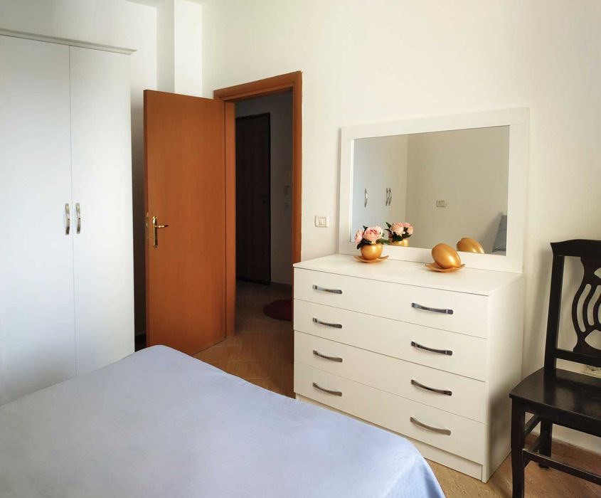 Здам помісячно, довгострок свою квартиру 1+1 біля моря Дуррес Албанія