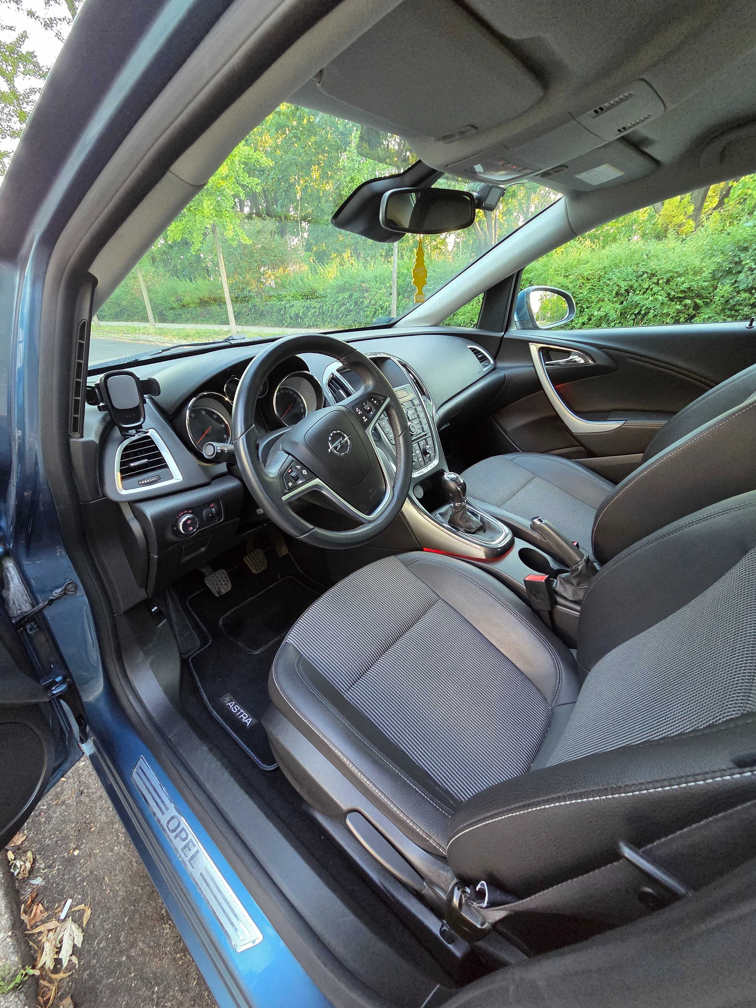 Astra IV 1.7 CDTI  Cosmo - wyjątkowy egzemplarz