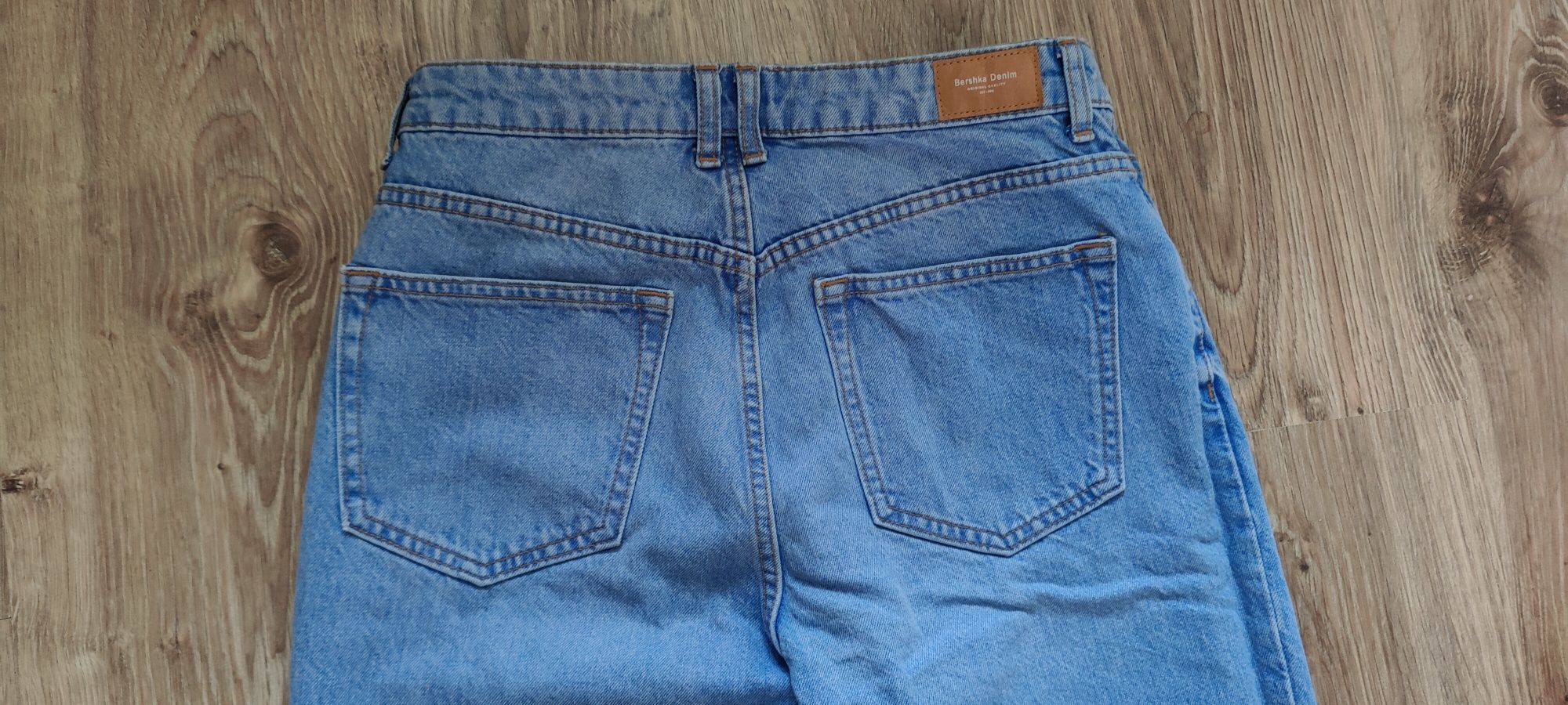 Spodnie jeansowe damskie Bershka Denim roz 38