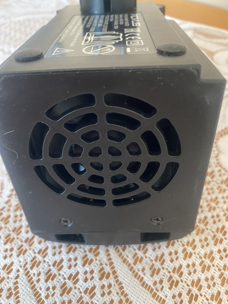 Mini grzejnik elektryczny
