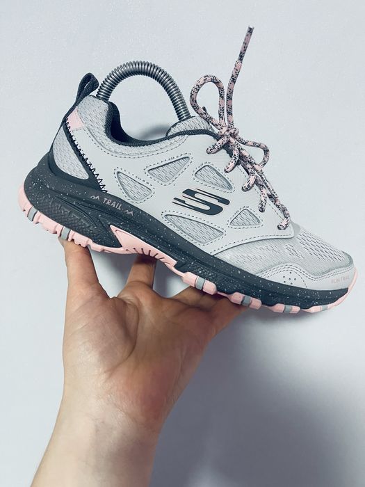 Кросівки skechers жіночі 36р