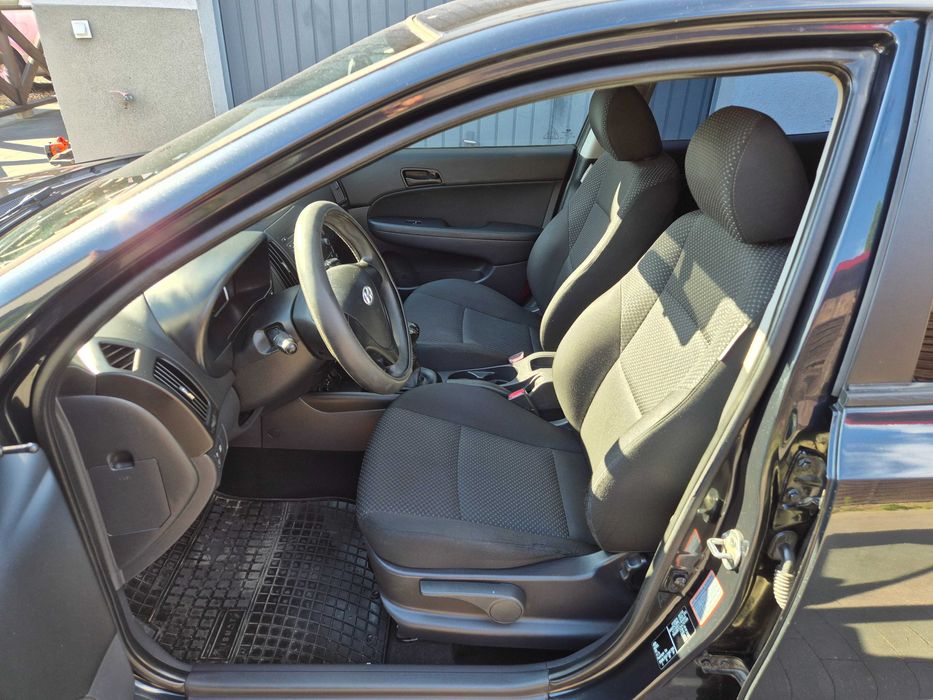 Hyundai I30 1.4 + Inst. Gazowa Klima Zadbany Zdrowy Ekonomiczny I Wł *