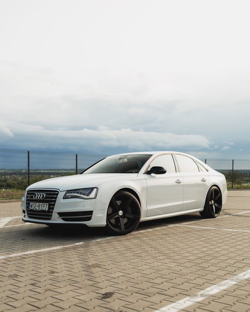 Audi S8 bardzo dobry stan wizualny i techniczny