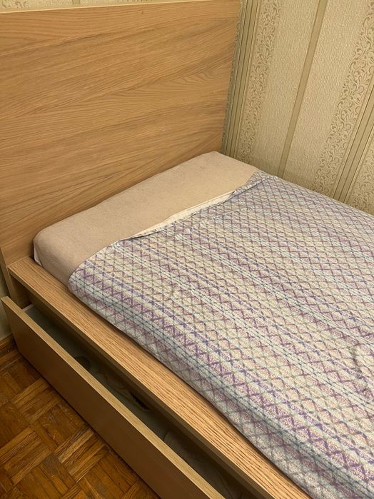 Rama łóżka MALM Ikea 90 x 200 cm