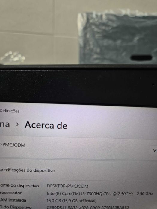 lenovo legion y520 processador i5~7300HQ, a funcionar sem anomalia