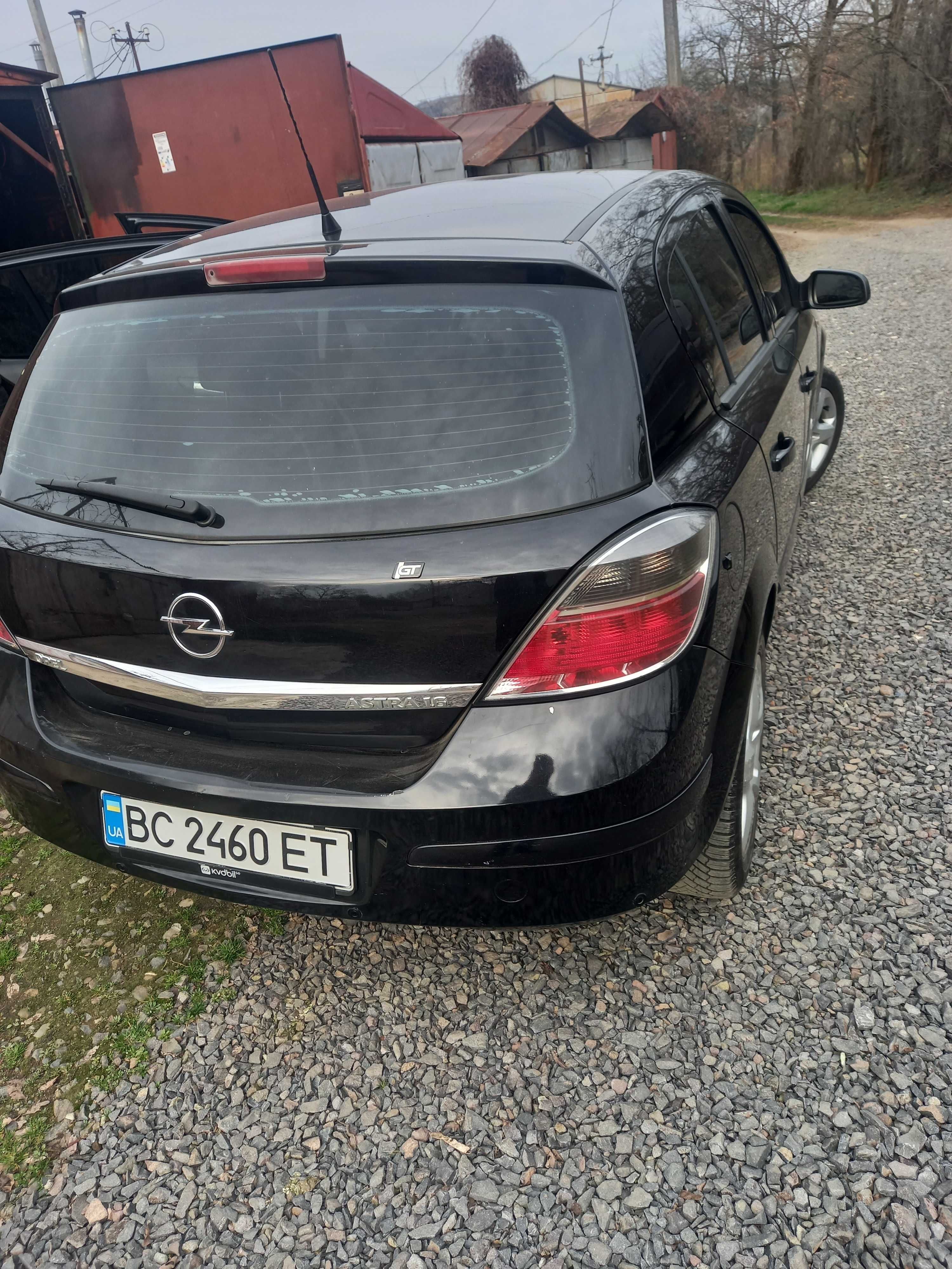 Продам Opel Astra H