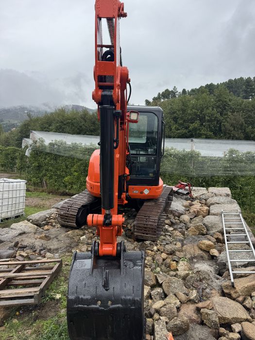Mini giratoria kubota