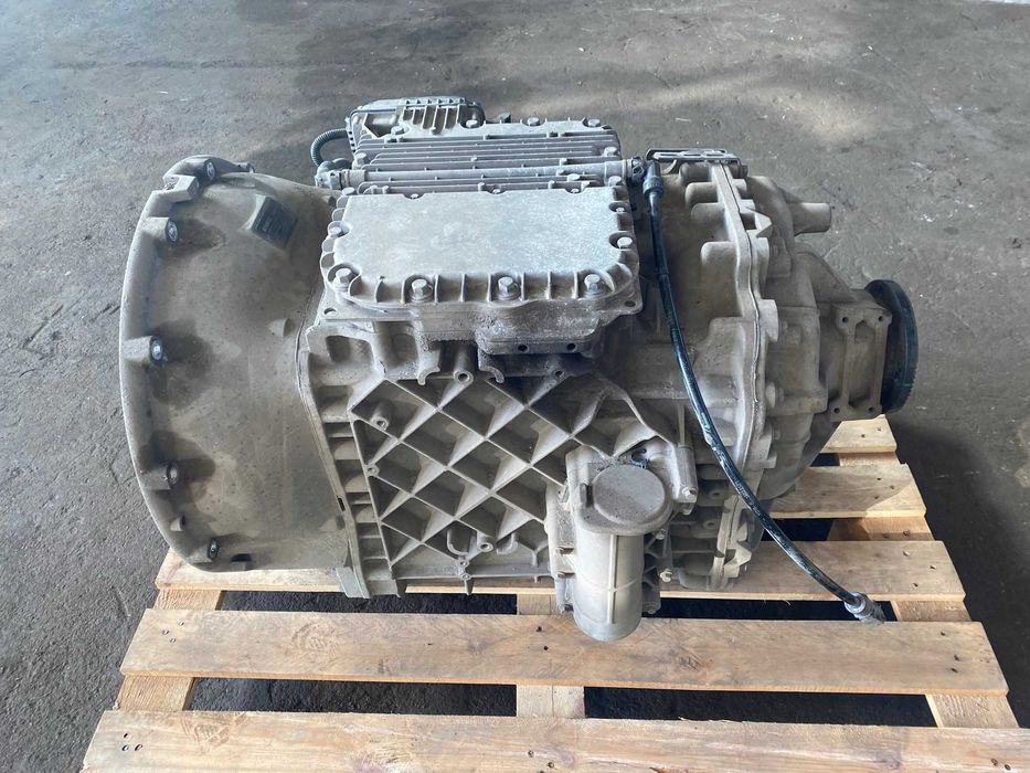 Коробка передач КПП АКПП Renault T Volvo FH FM EURO 6 AT2412E AT2612E