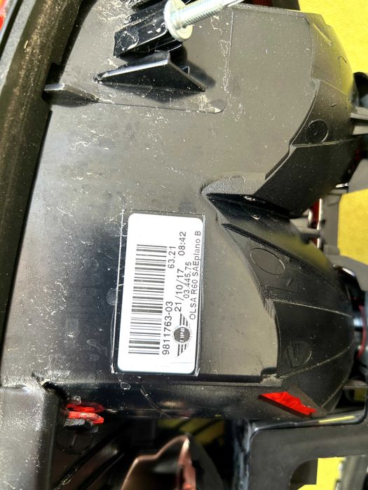 Задній ліхтар фара ліва R60 Mini Countryman 63219811763 9811763