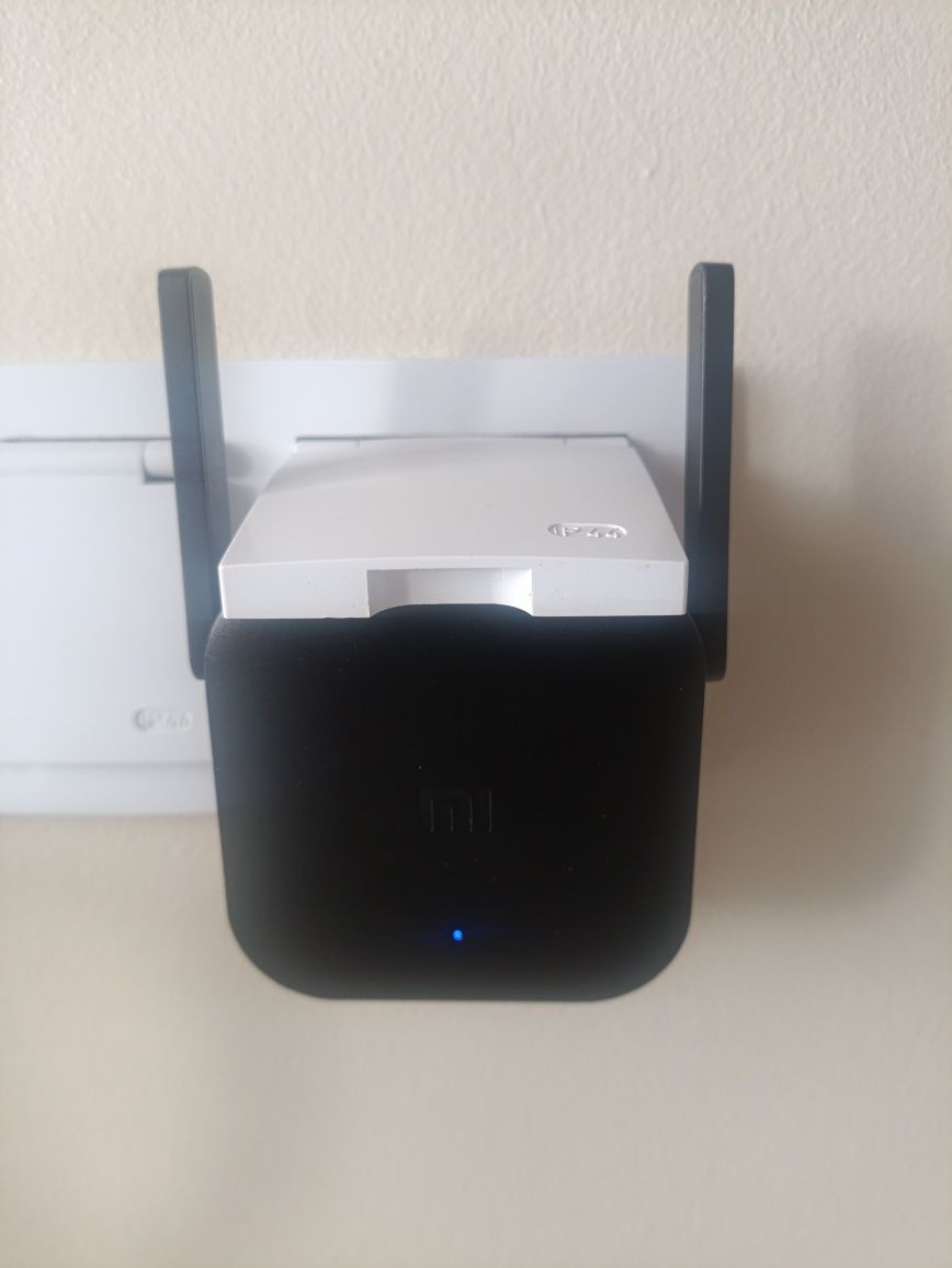 Xiaomi Mi W-Fi Range Extender Pro. Repeater. Wzmacniacz sygnału wifi.