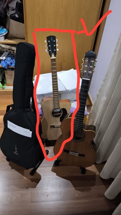 Guitarra apc nova praticamente sem uso