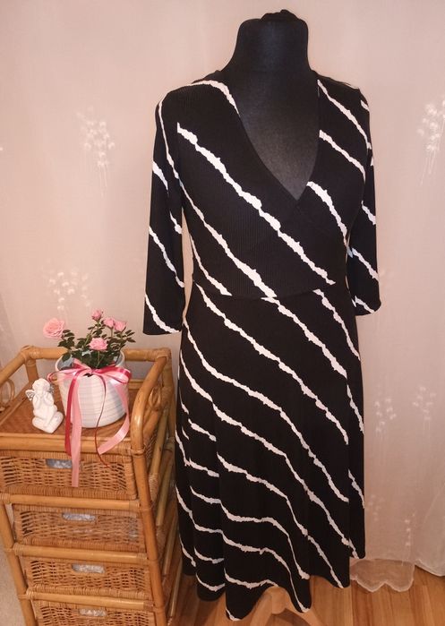 Sukienka codzienna R 42, RABAT, szczegóły w opisie