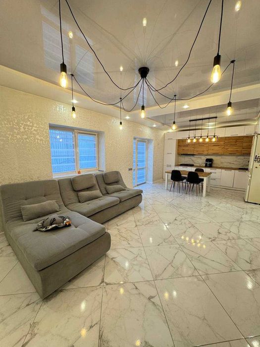 Оренда кутового таунхауса в Бучі, вул. Вокзальна