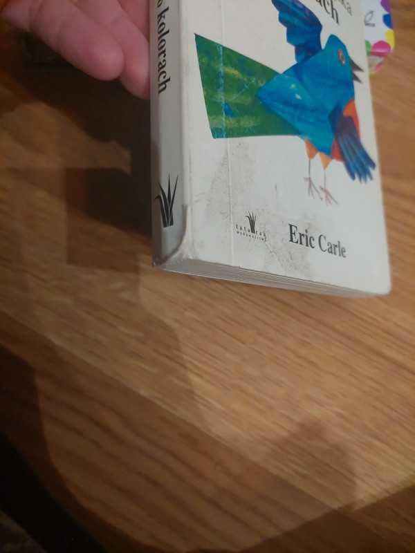 moja pierwsza książka o kolorach Eric carle, poznaję kolory