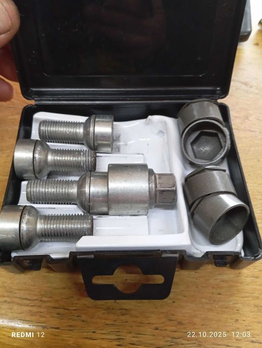 Śruby zabezpieczenie felg Audi/VW/Seat/Skoda