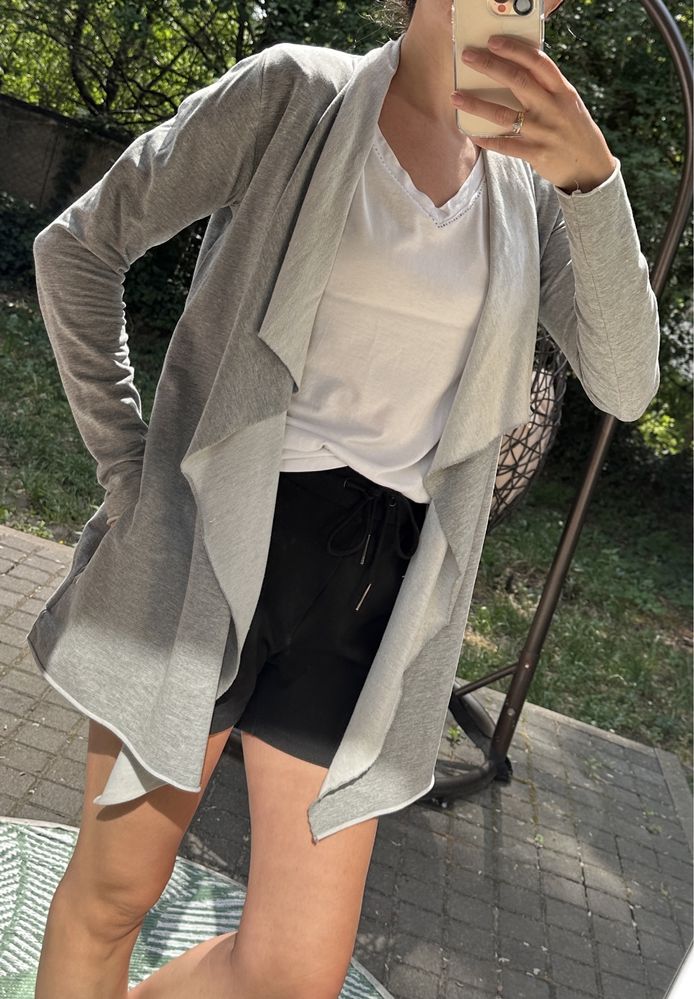 Szary kardigan dresowy narzutka dresowa bluza Diverse XS 34