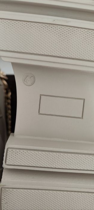 Bota de cano alto polipele NOVAS EM CAIXA