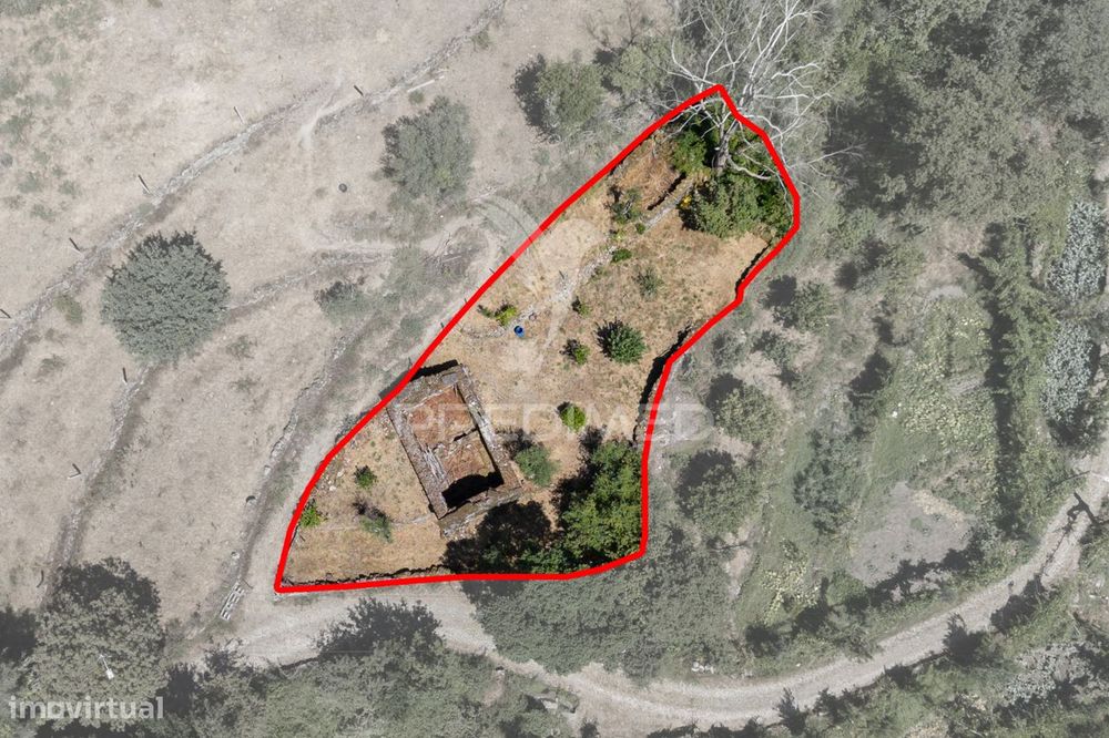 Terreno Urbano- Cibões & Brufe